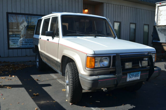 1987 Isuzu Trooper - photo 2