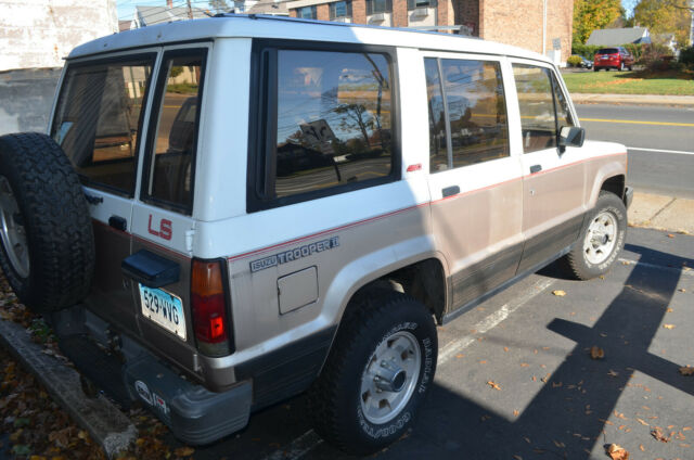1987 Isuzu Trooper - photo 3