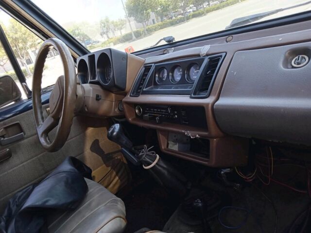 1987 Isuzu Trooper II - photo 8