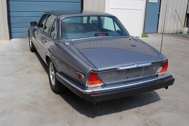 1987 Jaguar XJ6 XJ Series 3 XJ6 4.2L Automatic Sedan - photo 5