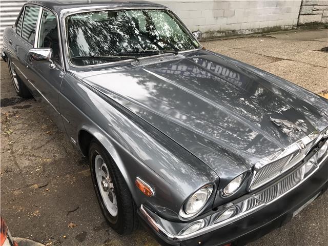 1987 Jaguar XJ -- - photo 11