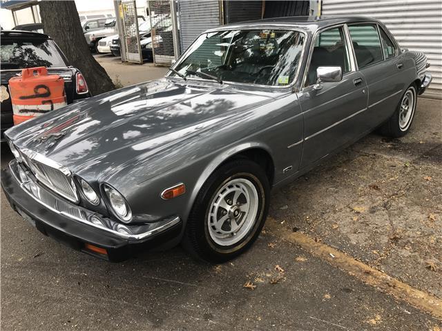 1987 Jaguar XJ -- - photo 2