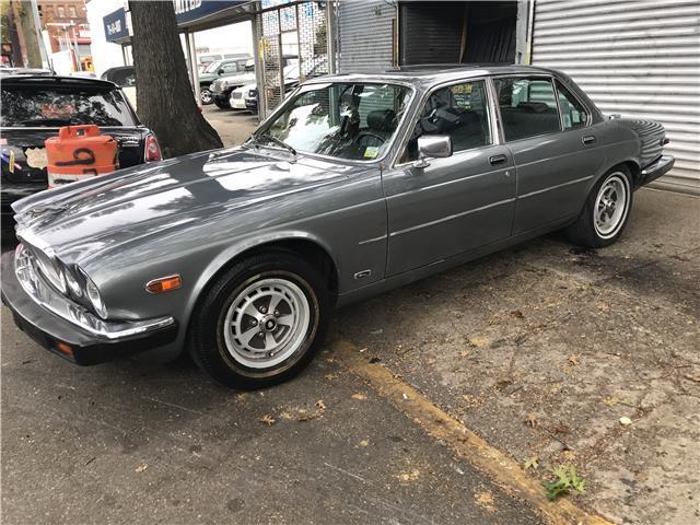 1987 Jaguar XJ -- - photo 3