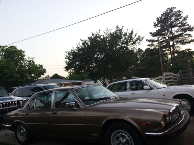 1987 Jaguar XJ6 - photo 3