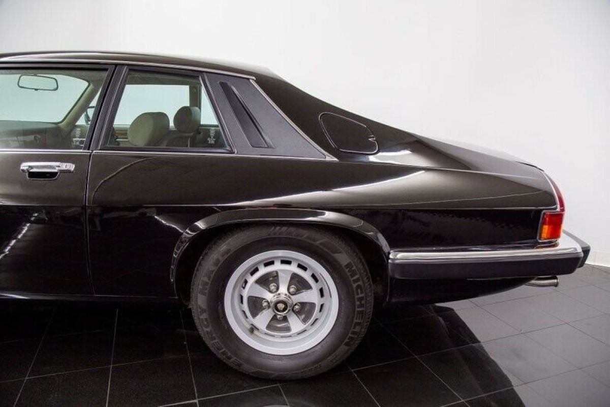 1987 Jaguar XJ-S Coupe - photo 6