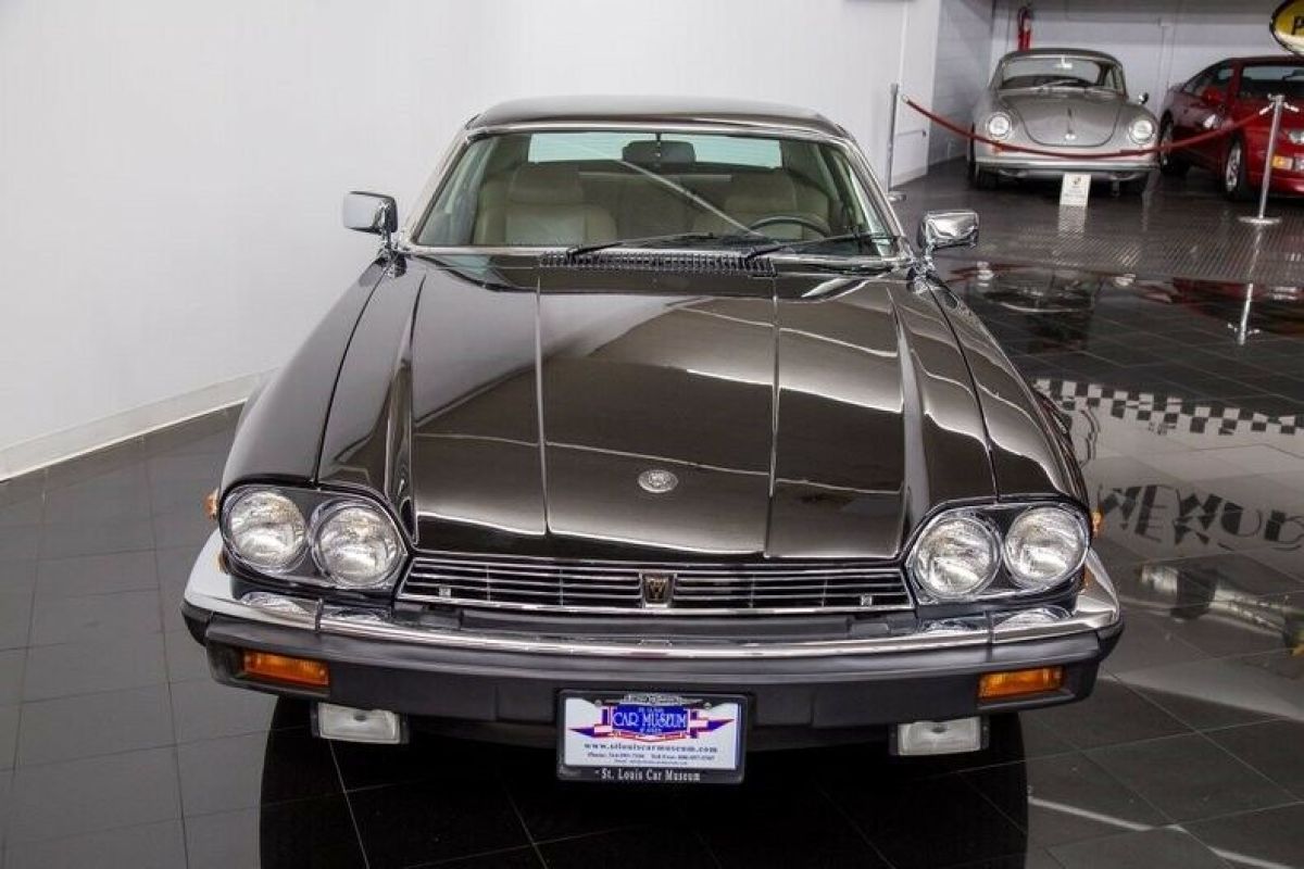 1987 Jaguar XJ-S Coupe - photo 9