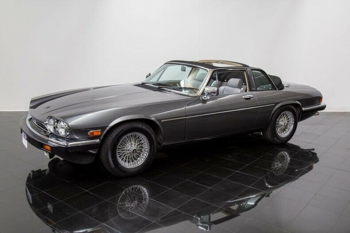 1987 Jaguar XJ-SC Cabriolet Automatic 5.3L V12 1987 Jaguar XJS Cabriolet