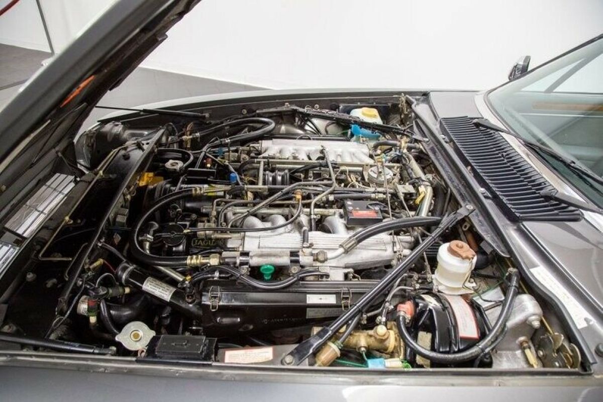 1987 Jaguar XJS Cabriolet - photo 9