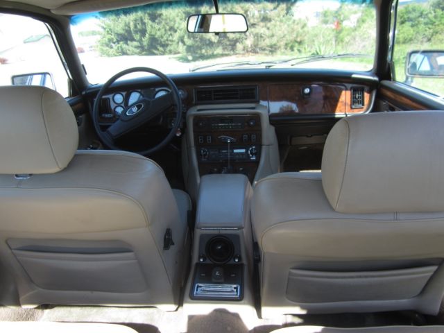 1987 Jaguar XJ12 Vanden Plas - photo 12