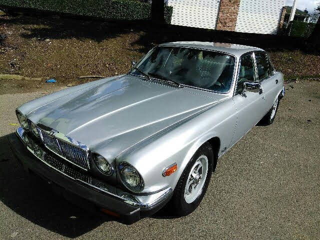 1987 JAGUAR XJ6 ^ 4DR ^ CLASSIC ^ VERY CLEAN LIKE MINT CONDITION 1987 Jaguar XJ6