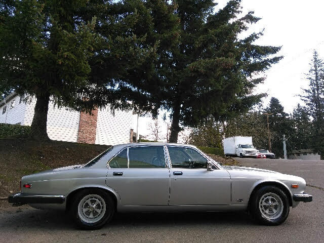 1987 Jaguar XJ6 - photo 10