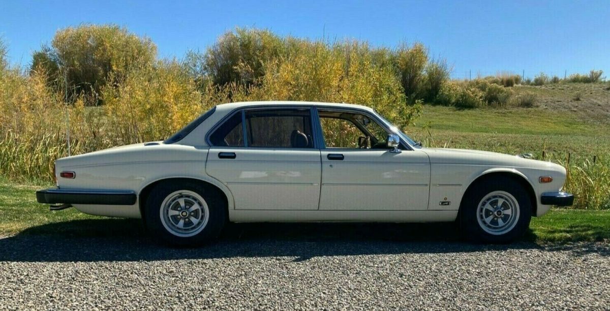 1987 Jaguar XJ6, 59k documented miles, rust free 1987 Jaguar XJ6
