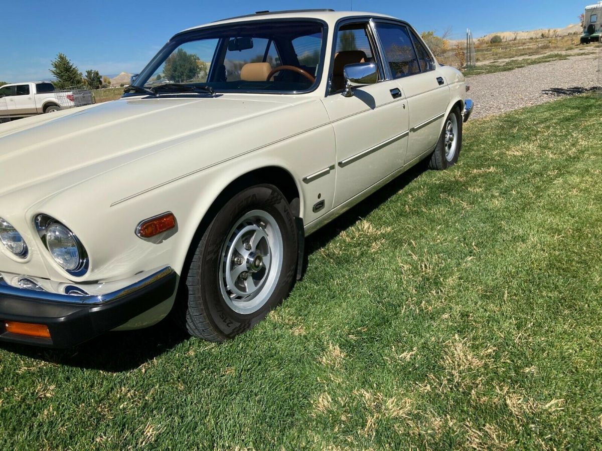 1987 Jaguar XJ6 - photo 6