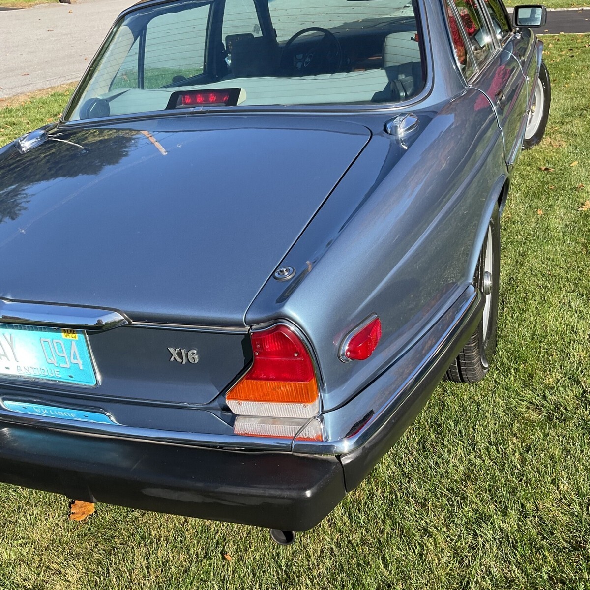 1987 Jaguar XJ6 - photo 3