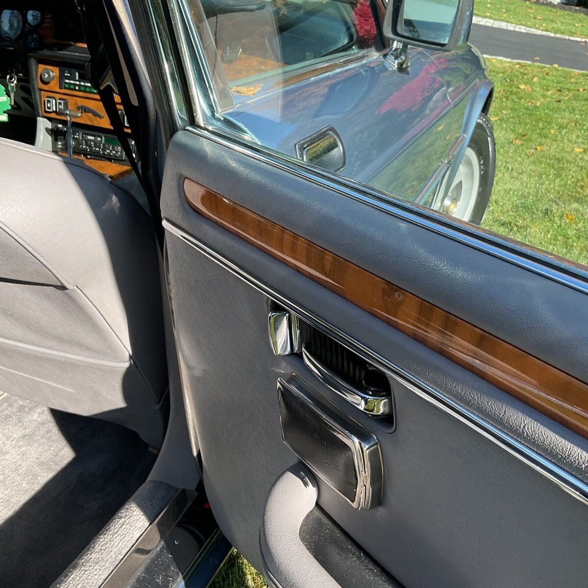1987 Jaguar XJ6 - photo 4