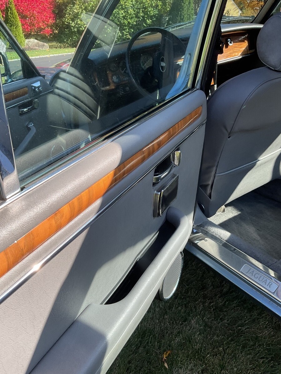 1987 Jaguar XJ6 - photo 9
