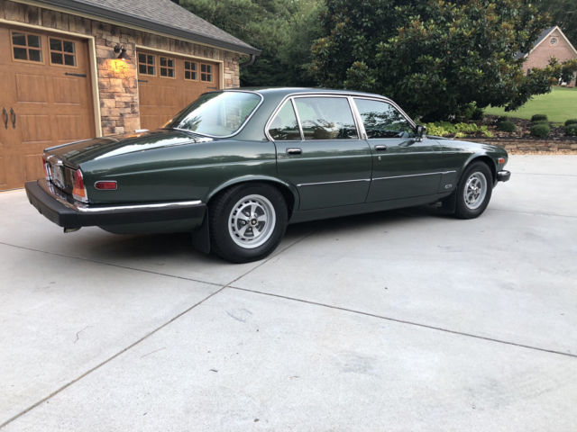 1987 Jaguar XJ6 - photo 3