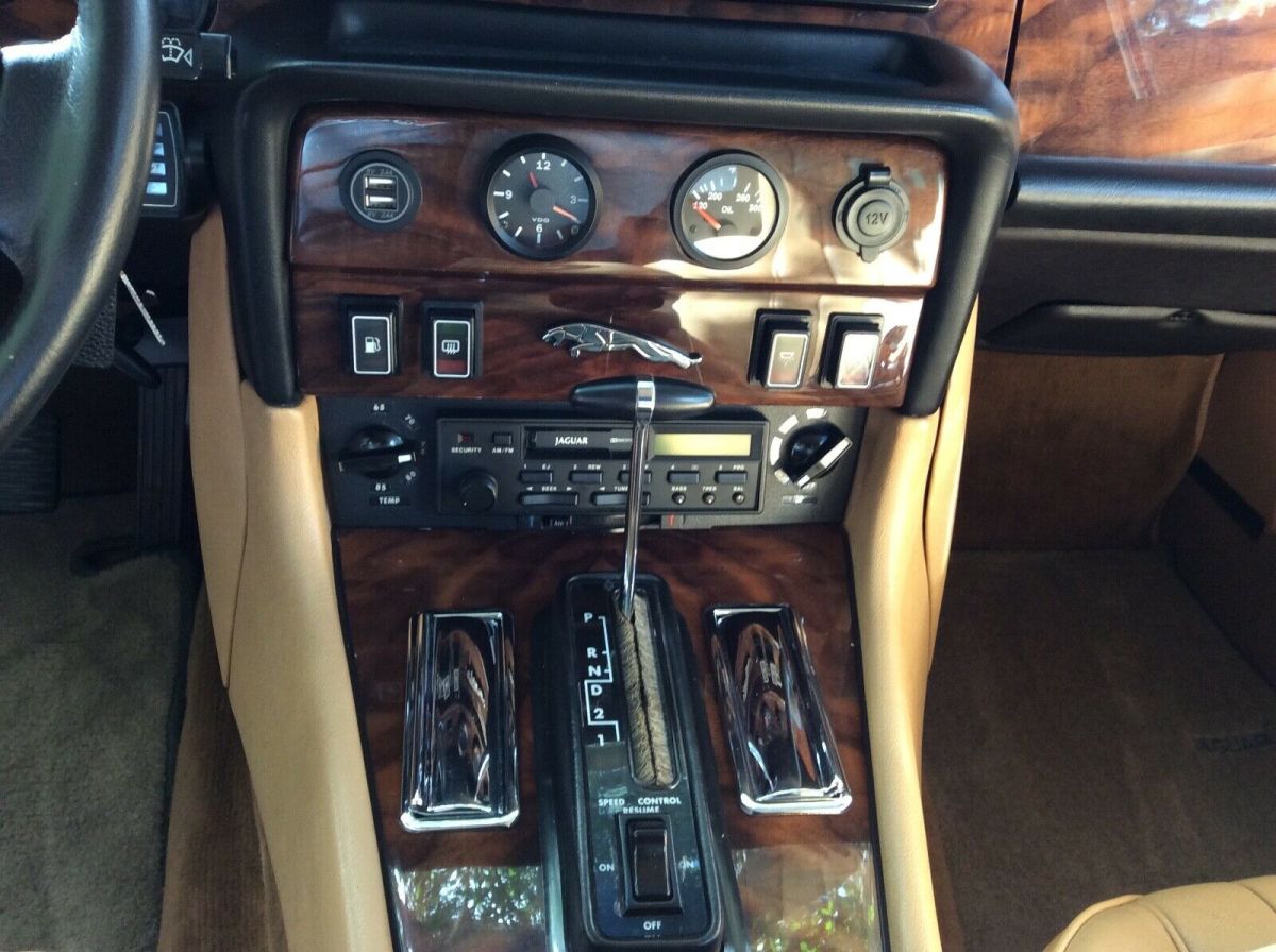 1987 Jaguar XJ6 - photo 9