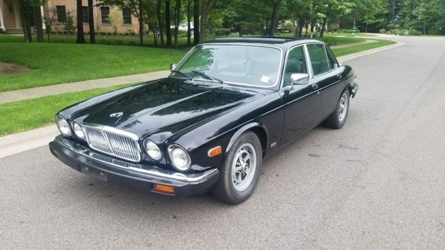1987 Jaguar XJ6 Base Sedan 4-Door - photo 2
