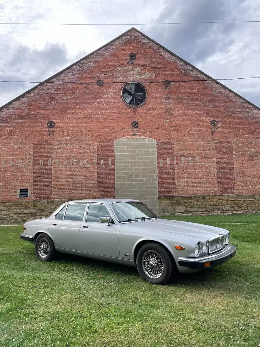 1987 Jaguar XJ6 stunning condition/As Is 1987 Jaguar XJ6