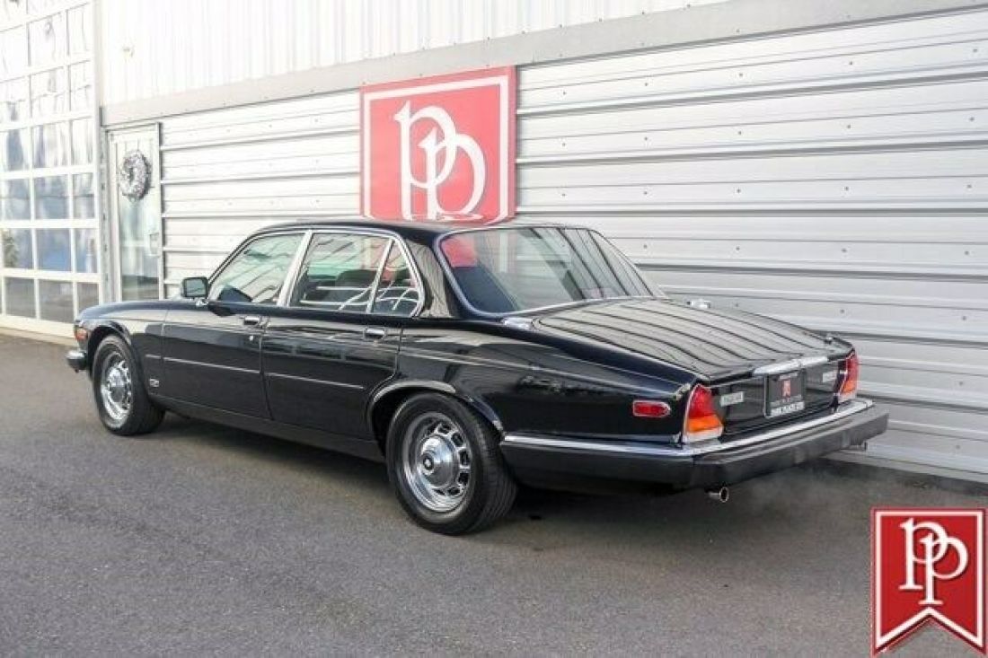 1987 Jaguar XJ6 Vanden Plas - photo 3
