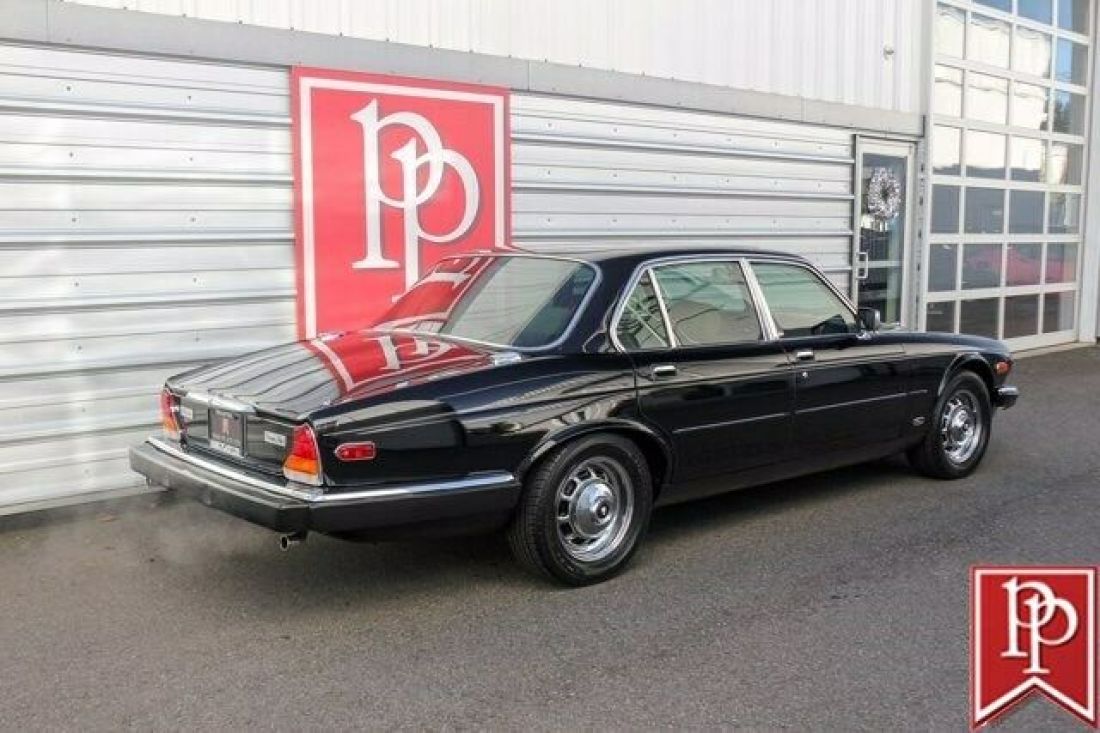 1987 Jaguar XJ6 Vanden Plas - photo 5