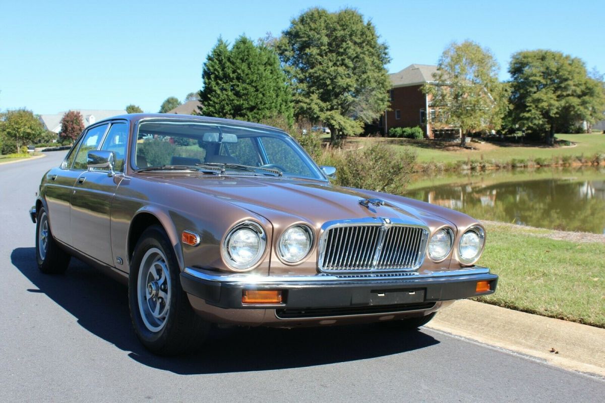 1987 Jaguar XJ6 Vanden Plas - photo 8