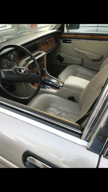1987 Jaguar XJ6 Vanden Plas - photo 5