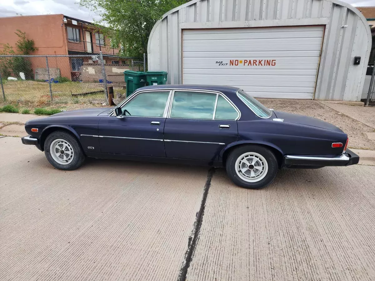 1987 Jaguar XJ6 Vanden Plaz 1987 Jaguar XJ6
