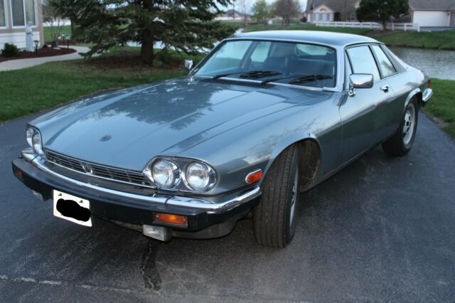 1987 Jaguar XJS - V12 - Grey Metallic - 2-Door Coupe 1987 Jaguar XJS