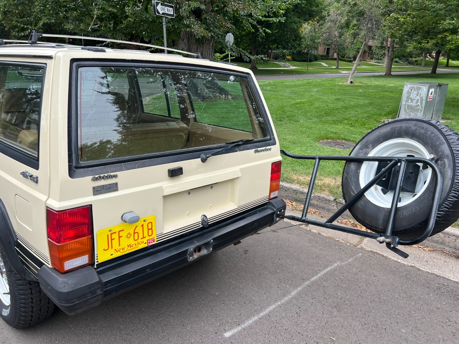 1987 Jeep Cherokee Chief - photo 13