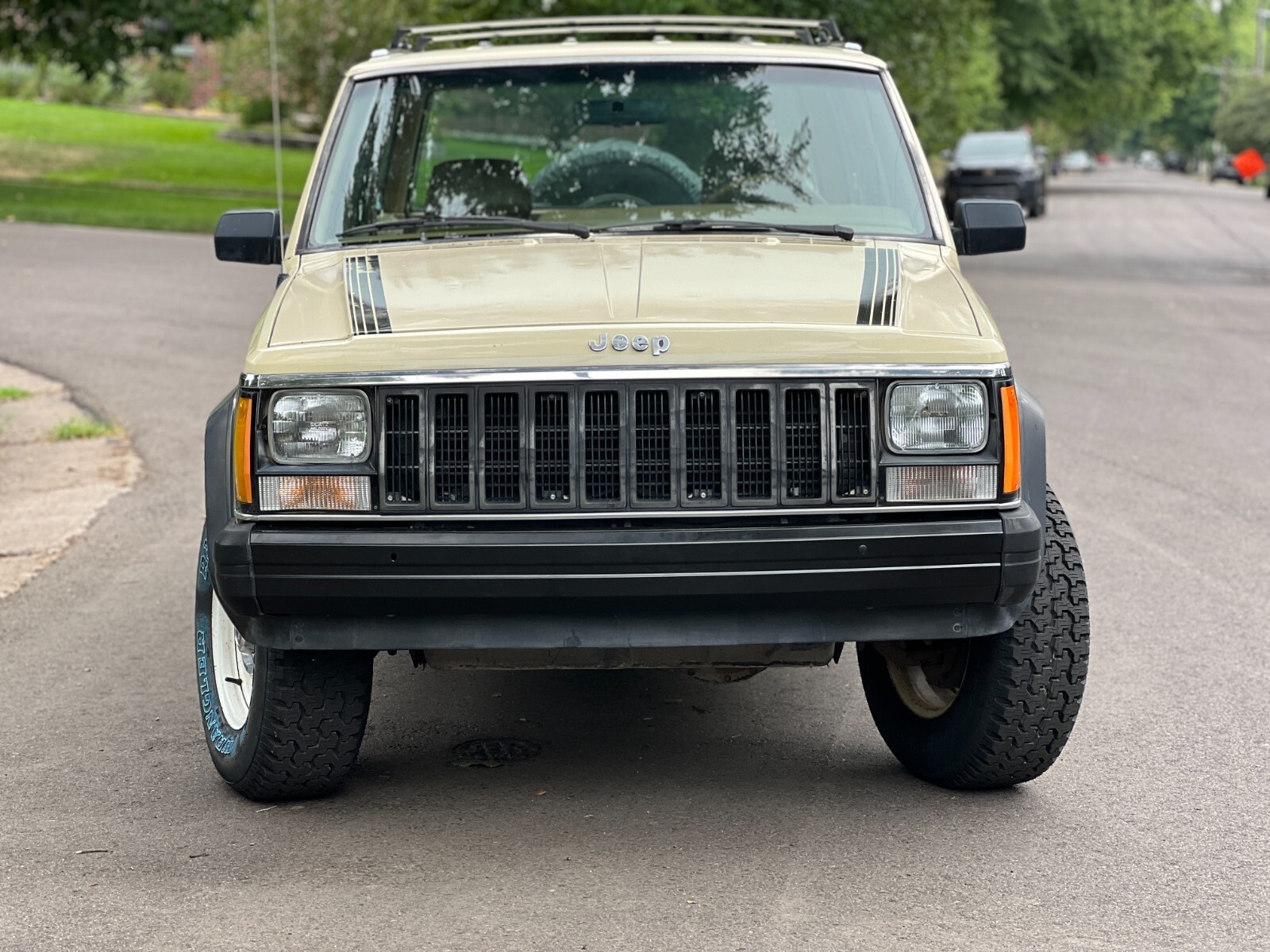 1987 Jeep Cherokee Chief - photo 7