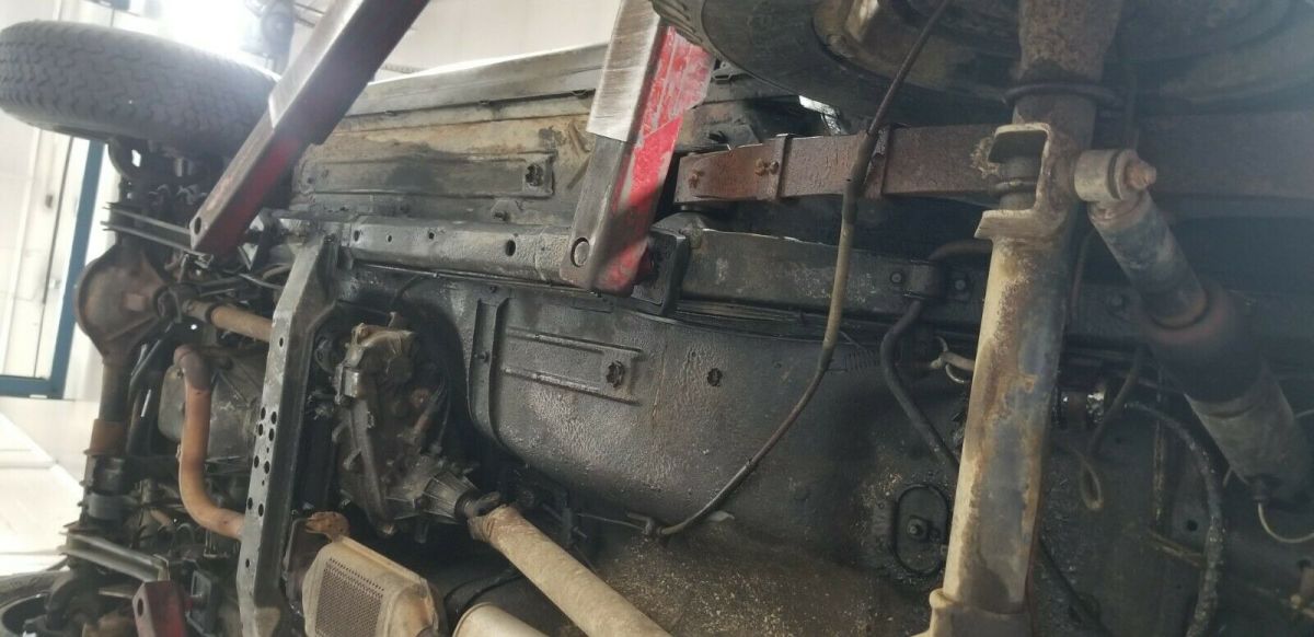 1987 Jeep Cherokee Laredo - photo 13
