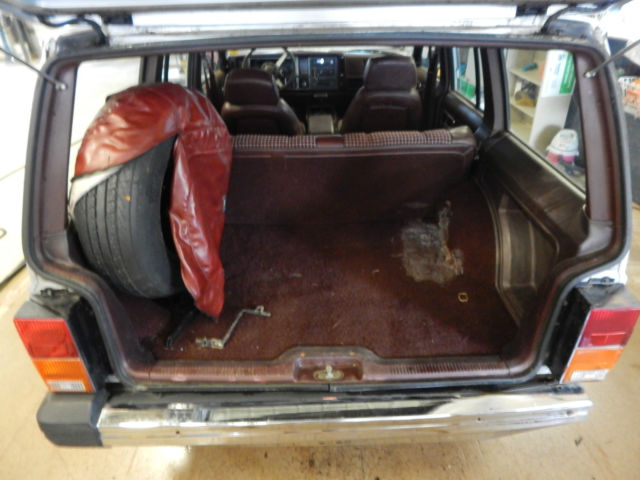 1987 Jeep Cherokee - photo 11