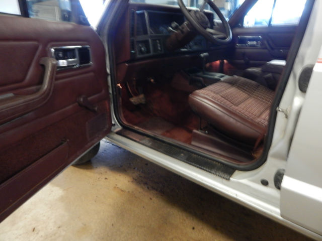 1987 Jeep Cherokee - photo 5
