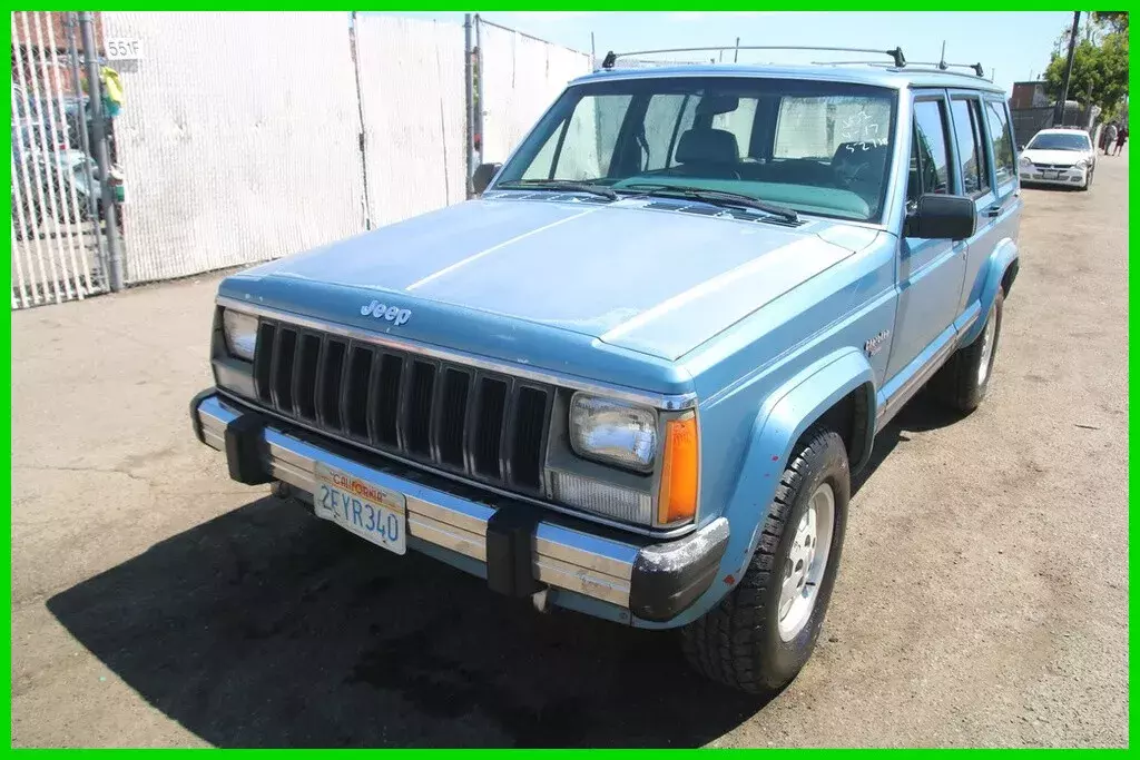 1987 Jeep Cherokee Pioneer 4.0 L 6 Cylinder NO RESERVE 1987 Jeep Cherokee Pioneer