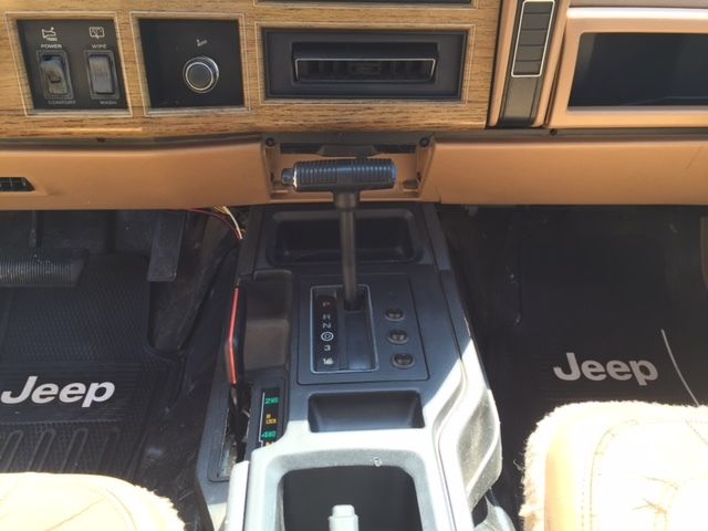 1987 Jeep Wagoneer Limited - photo 12