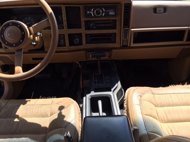 1987 Jeep Wagoneer Limited - photo 13