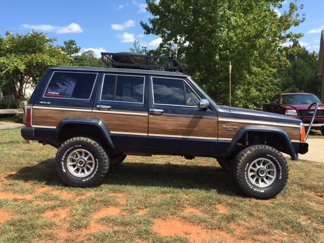 1987 Jeep Wagoneer Limited - photo 2