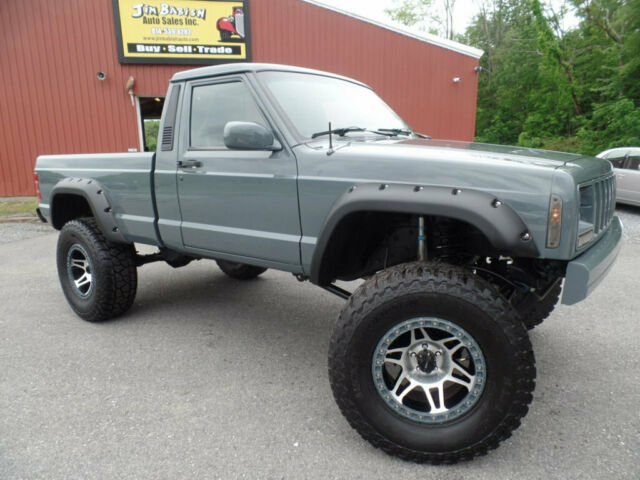 1987 Jeep Comanche 4x4 Truck Lifted Off Road 4.0L Rust free many extras 1987 Jeep Comanche 4x4
