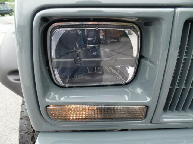 1987 Jeep Comanche 4x4 - photo 6