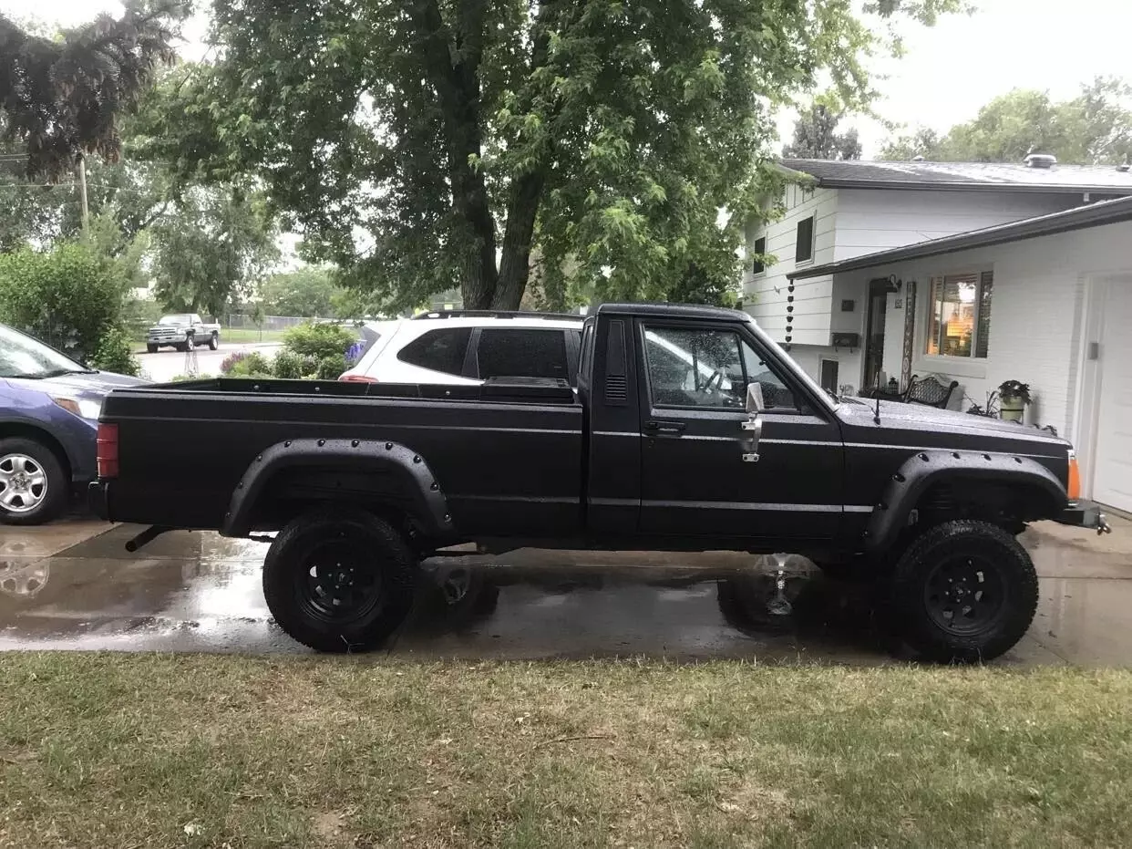 1987 Jeep Comanche lifted 4x4 - photo 3