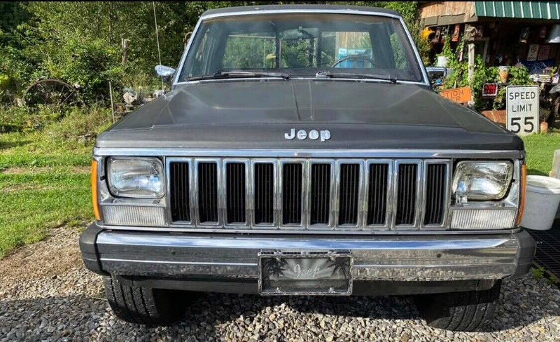 1987 Jeep Comanche Pickup Grey 4WD Automatic PIONEER 1987 Jeep Comanche PIONEER