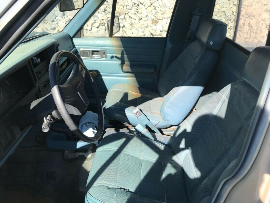 1987 Jeep Comanche - photo 9