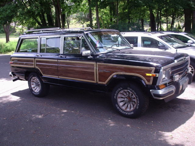 1987 Jeep Wagoneer - photo 2