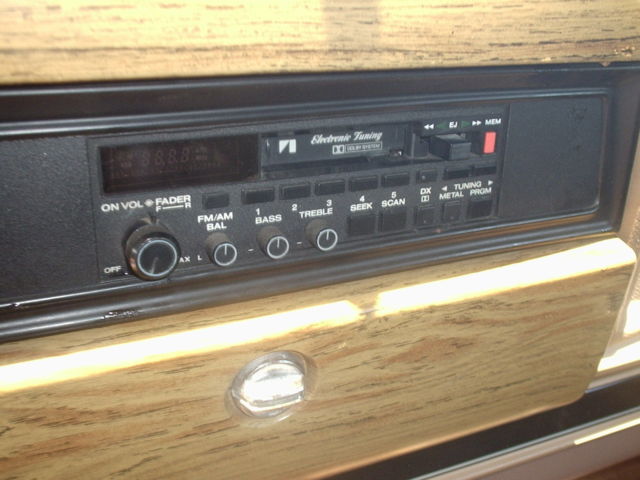 1987 Jeep Wagoneer - photo 7