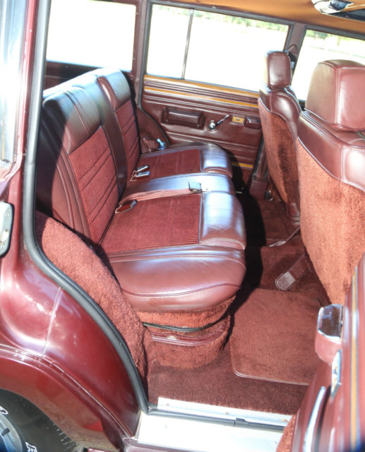 1987 Jeep Wagoneer - photo 13