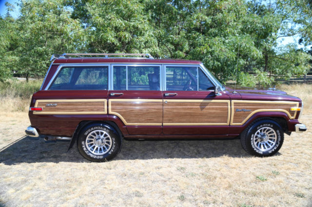 1987 Jeep Wagoneer - photo 2