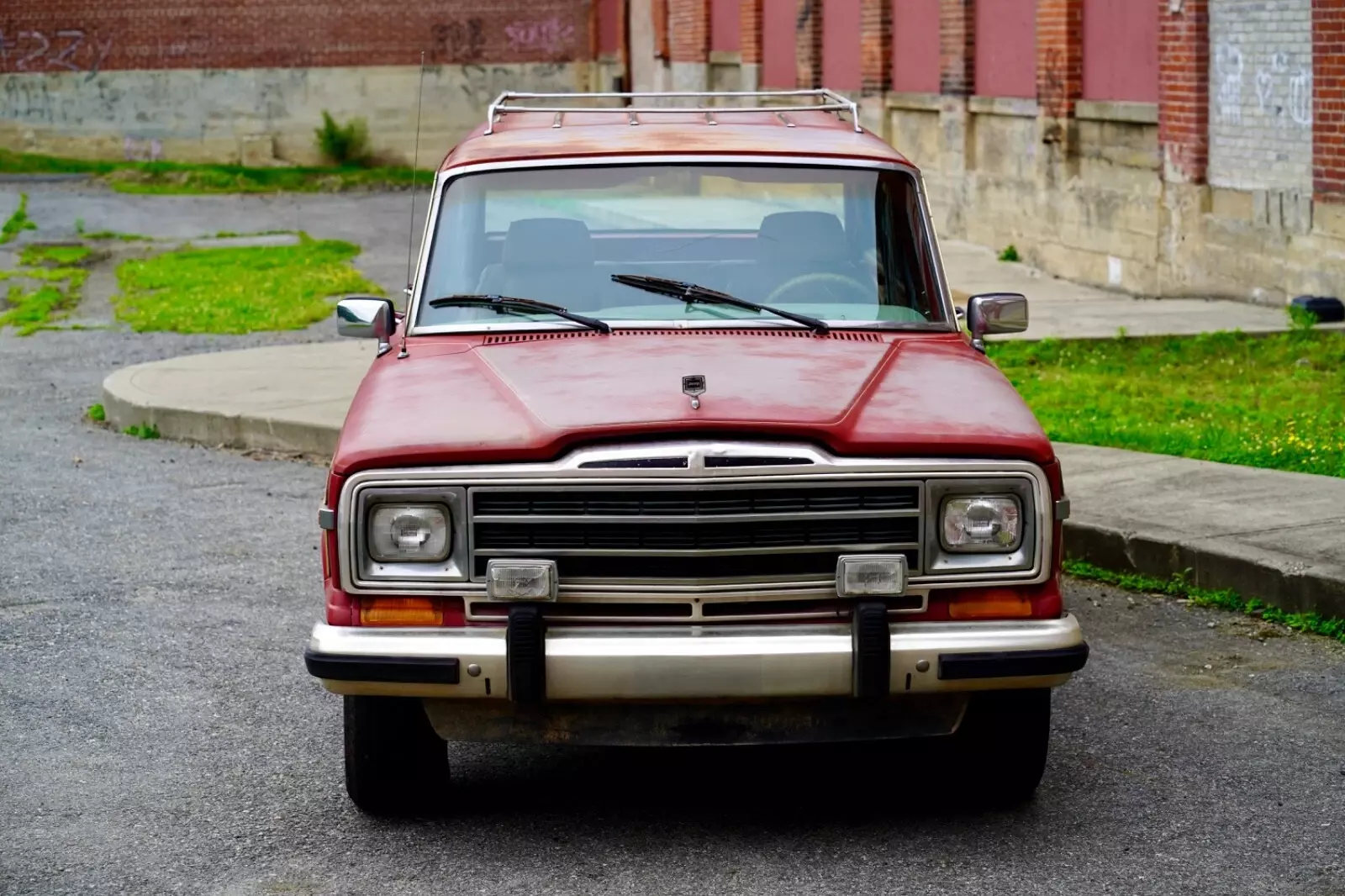 1987 Jeep Grand Wagoneer - photo 2