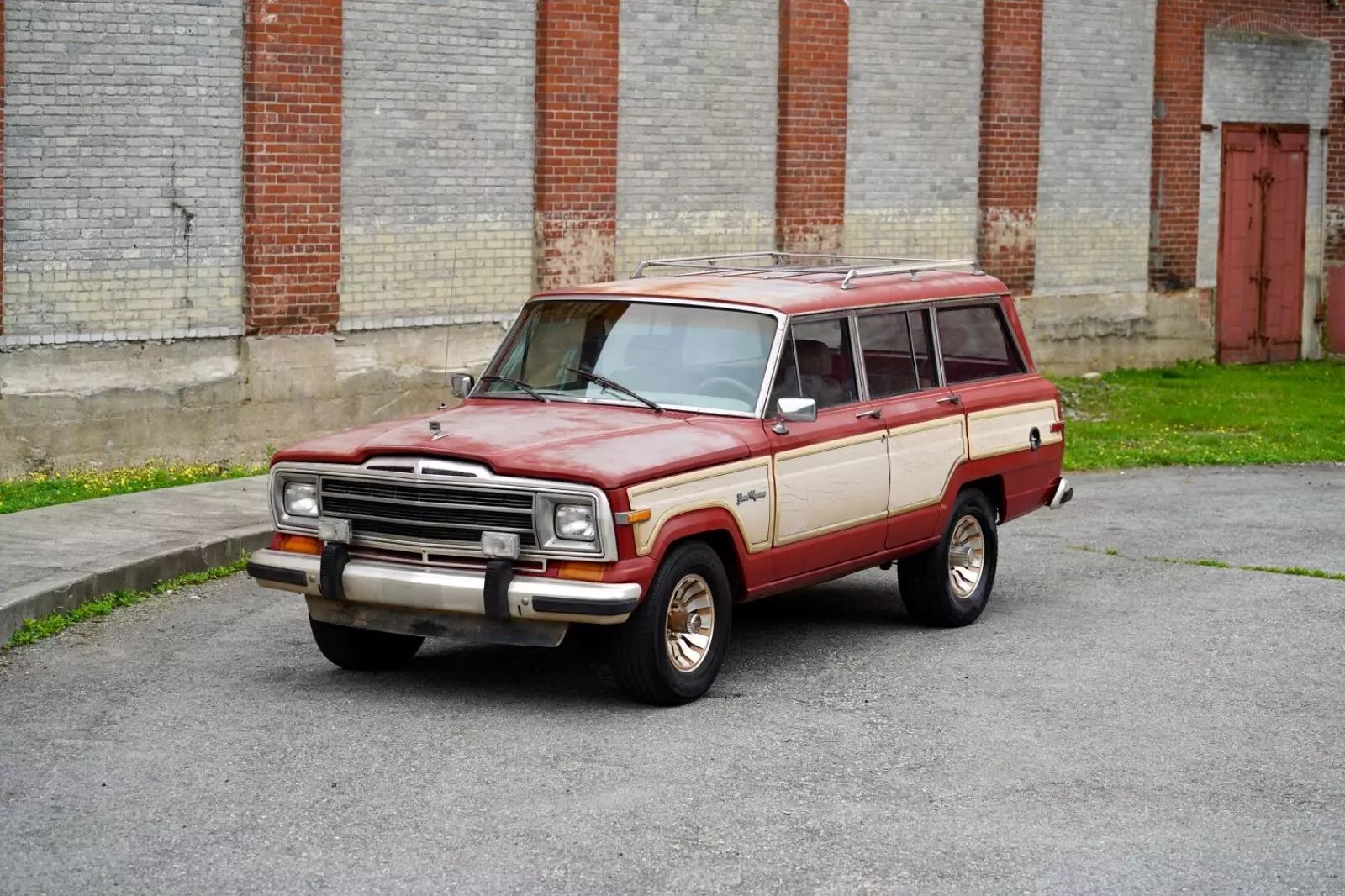 1987 Jeep Grand Wagoneer - photo 4
